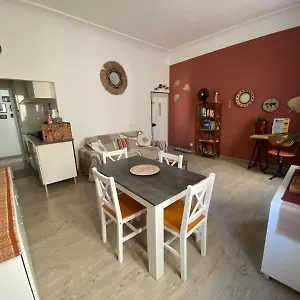 Laura ,coeur De Ville, Port Et Plages Appartement
